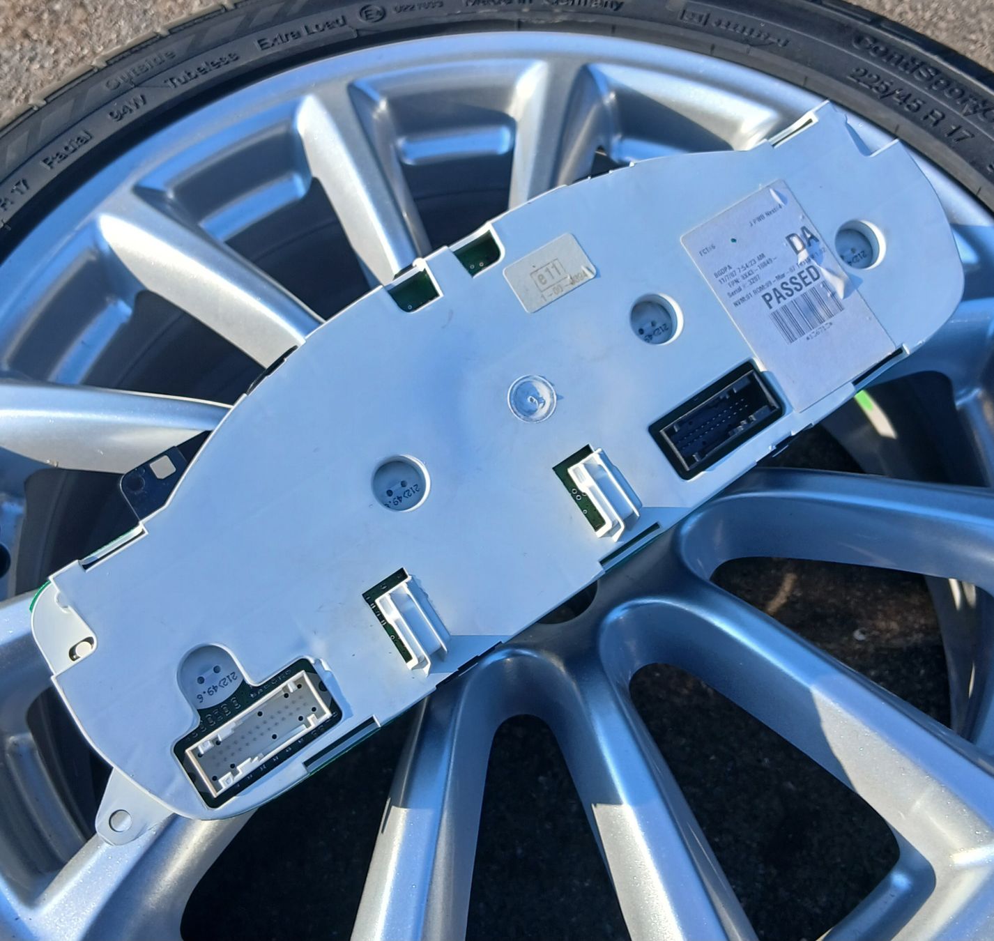 Jaguar Tutti pezzi di ricambio auto: Compteur Jaguar X-Type – Usato da la heutte venduto da Auto-stock 1