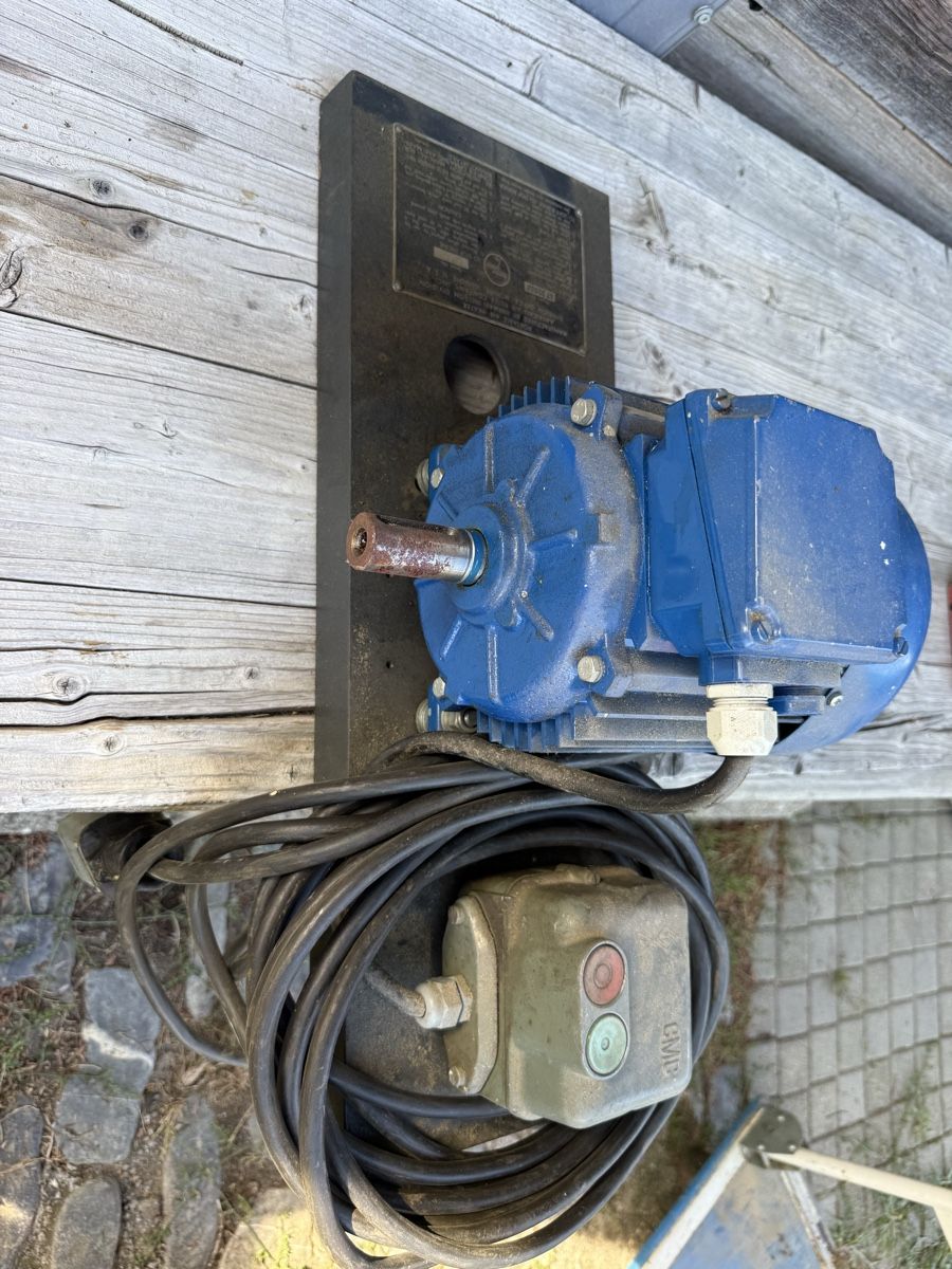 Motoren: Elektromotor – Gebraucht aus Wimmis von Drum3 2