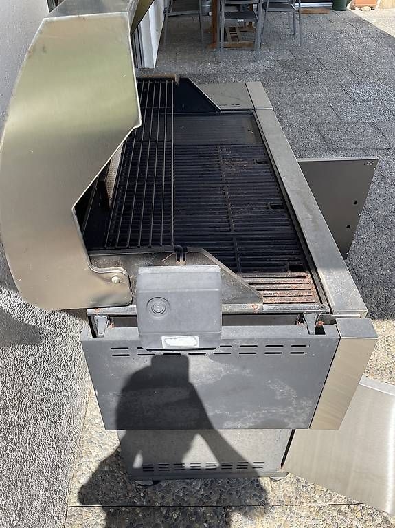 Werkzeuge: Alter gebrauchter Grill – Gebraucht aus Emmenbrücke von nil_mtg6 3