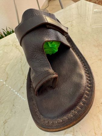 Leder Schuhe Sandalen Schlappen von Trippen zu Nile & Co