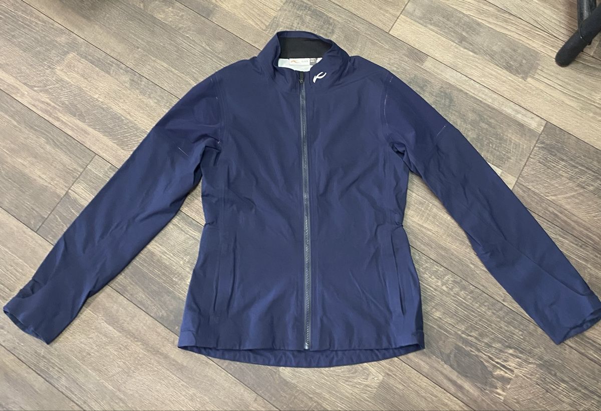 Kjus Vestes: KJUS FREIZEITJACKE WINDSCHUTZ S NEU – Neuf avec emballage d'origine à Büron par Coerner