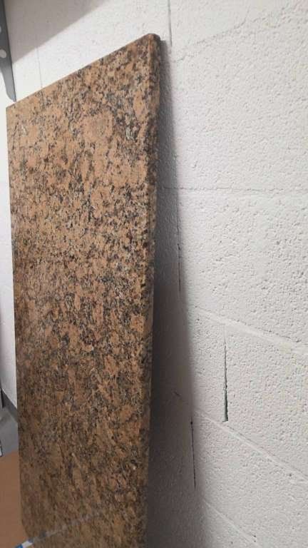 Tavoli: plateau de table en granite – Nuovo (secondo la descrizione) da lossy venduto da katz_fr 1