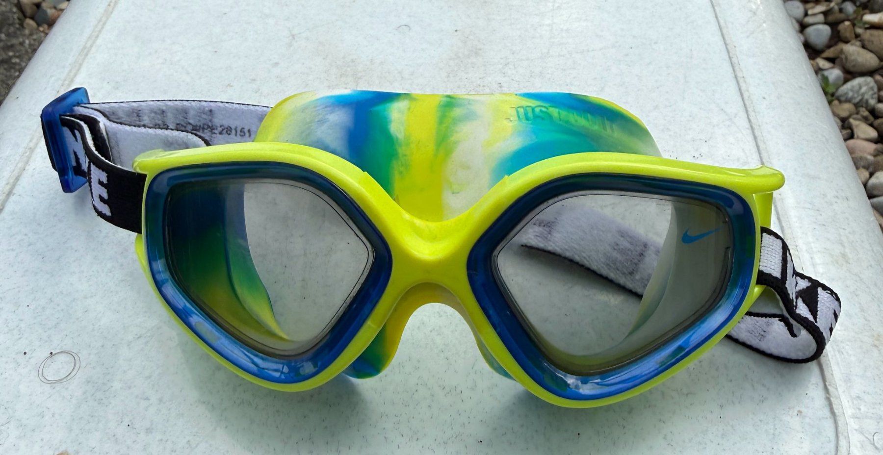Occhiali & Lenti: Schwimmbrillen – Usato da Flawil venduto da Stella_3 3