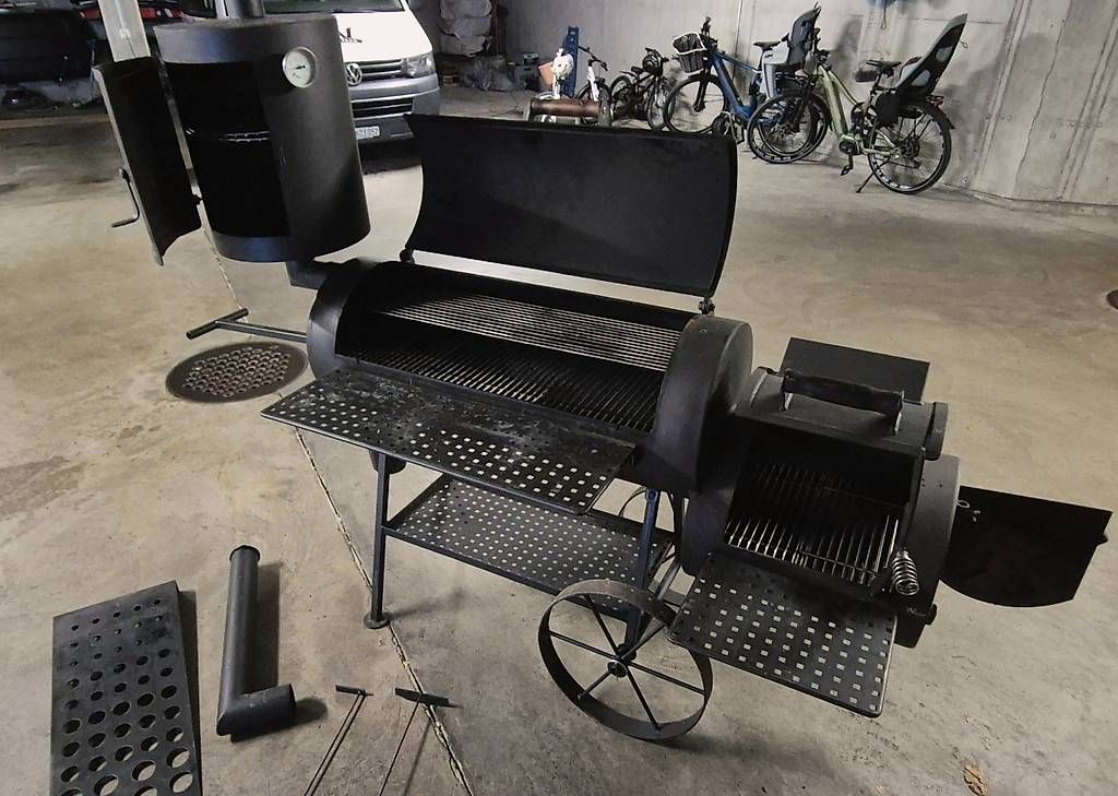 Griglie: Smoker – Usato da Ostermundigen venduto da AW1985 3
