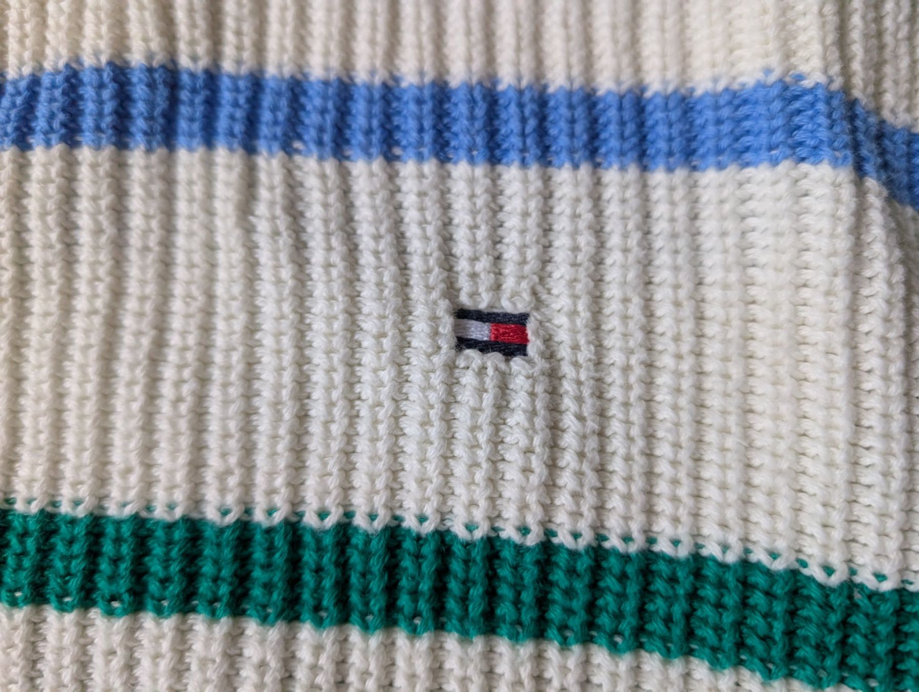 Tommy Hilfiger Pullover & Sweatshirts: Tommy Hilfiger Pullover, Grösse 152 – Neu (gemäss Beschreibung) aus Winterthur von nie_wy5y 3