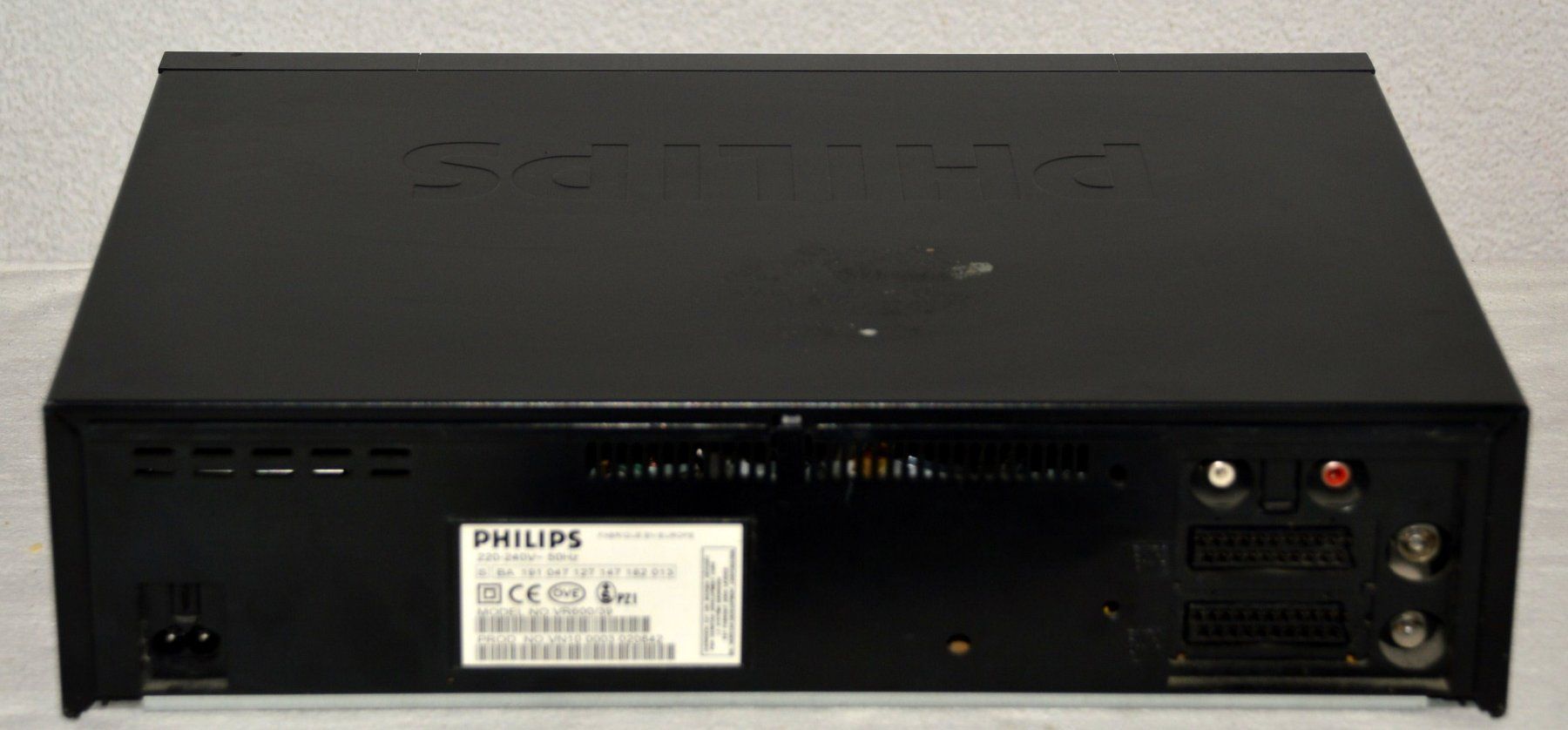 Philips Registratori: Videorecorder / magnétoscope VHS  Philips VR600 – Usato da Collonges venduto da arashee 2