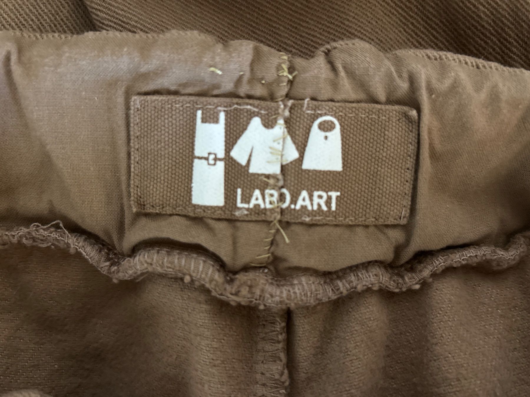 Pantaloni: LABO:ART  beige-braune Hose – Usato da Zürich venduto da missmodernage 6