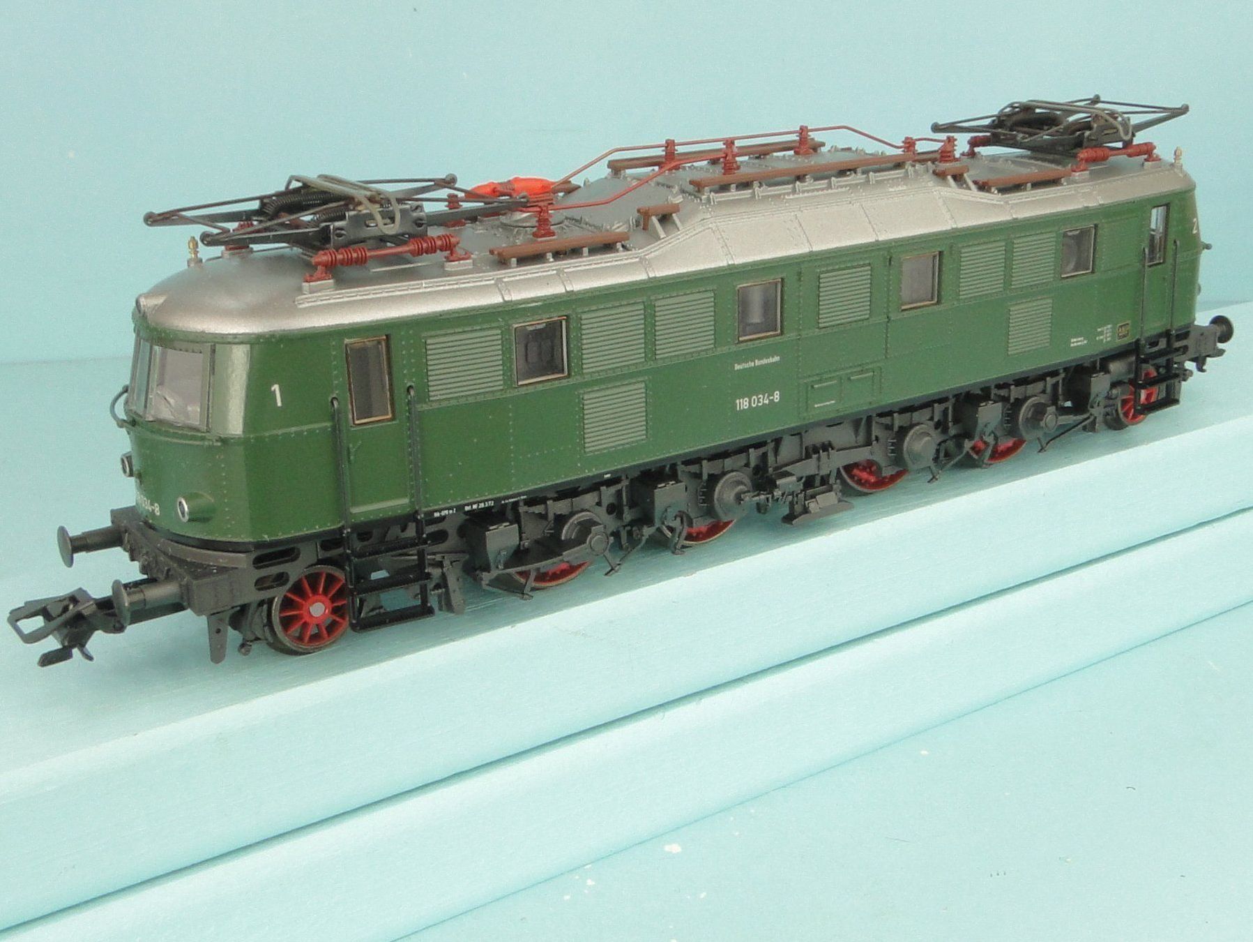Märklin Modellini di ferrovie: Märklin 3767 BR 118 8-pin digital – Usato da Bülach venduto da cann11 1