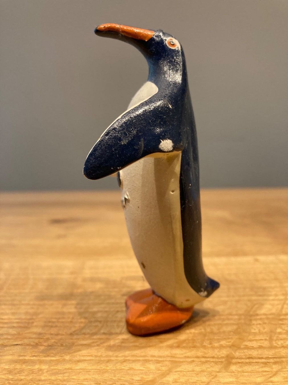 Statuette: Werbefigur Pinguin "Laines du Pingouin", aus Gummi – Usato da Winterthur venduto da silen 3