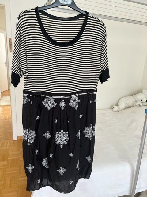 Kleider: Kleid Gr. M – Neu (gemäss Beschreibung) aus Walenstadt von ricamul 7