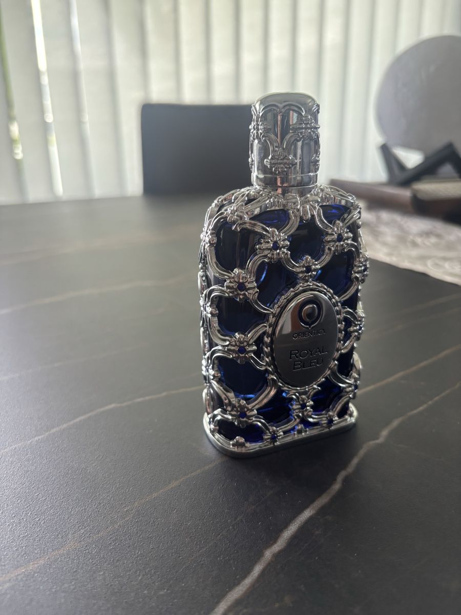 Parfum & Eau de Toilette: Royal Bleu – Gebraucht aus Eschlikon TG von greenday12