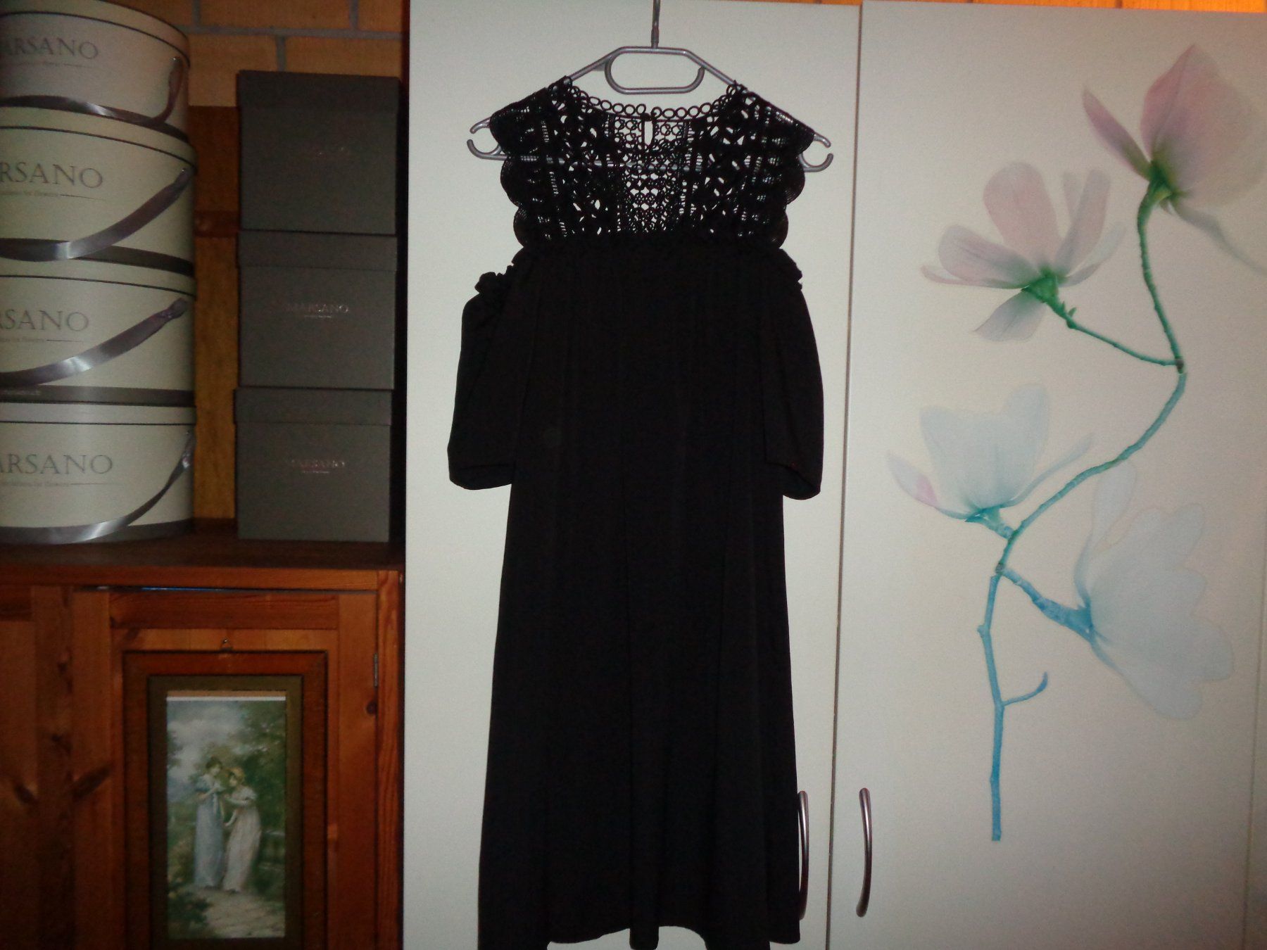 Kleider: *** Kleid mit schwarzer Spitze *** / Neu ab 1.00 – Neu (gemäss Beschreibung) aus Othmarsingen von Leuchtturmlady