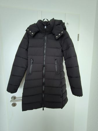 Warmer Stepp Mantel von Mango XXS schwarz abnehmbare Kaputze
