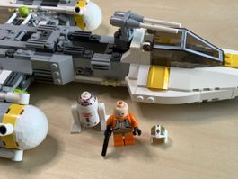 LEGO 7658 Y-wing fighter