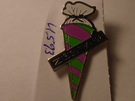 1 Schultüte Pin (U593)