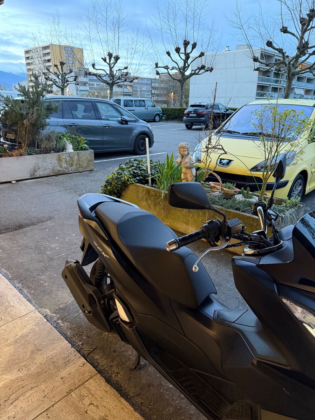 Honda Scooters: Honda PCX 125 – Gebraucht aus Meyrin von wil_6qlm 1