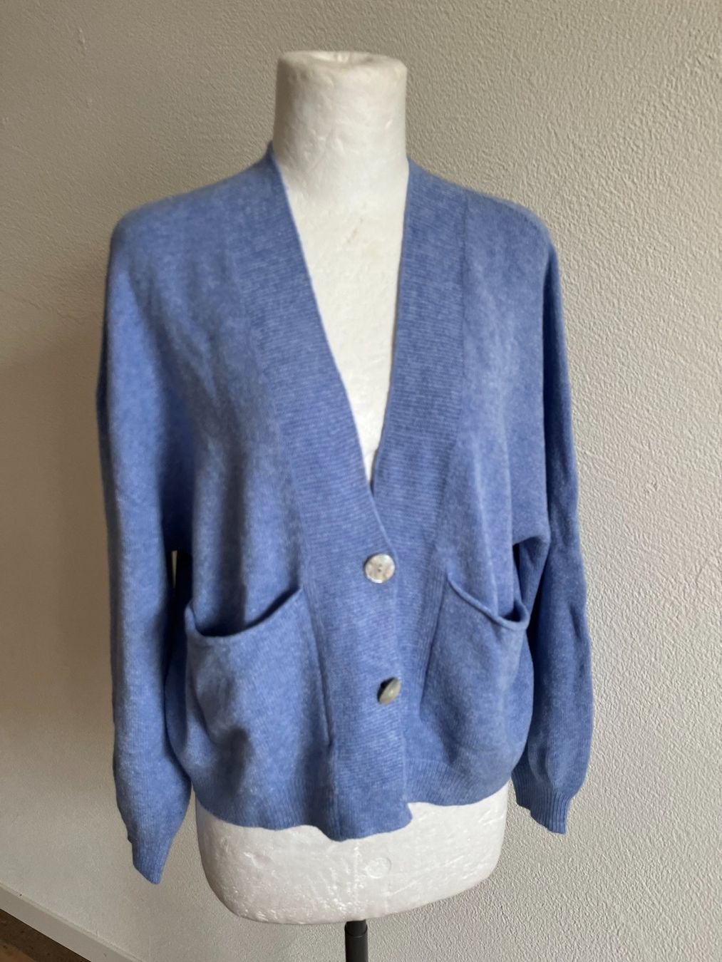 Pullover & Sweatshirts: Bezaubernder Viskose Pullover, M/L, NP 89.- – Neu (gemäss Beschreibung) aus Altendorf von Beauty_Girl83