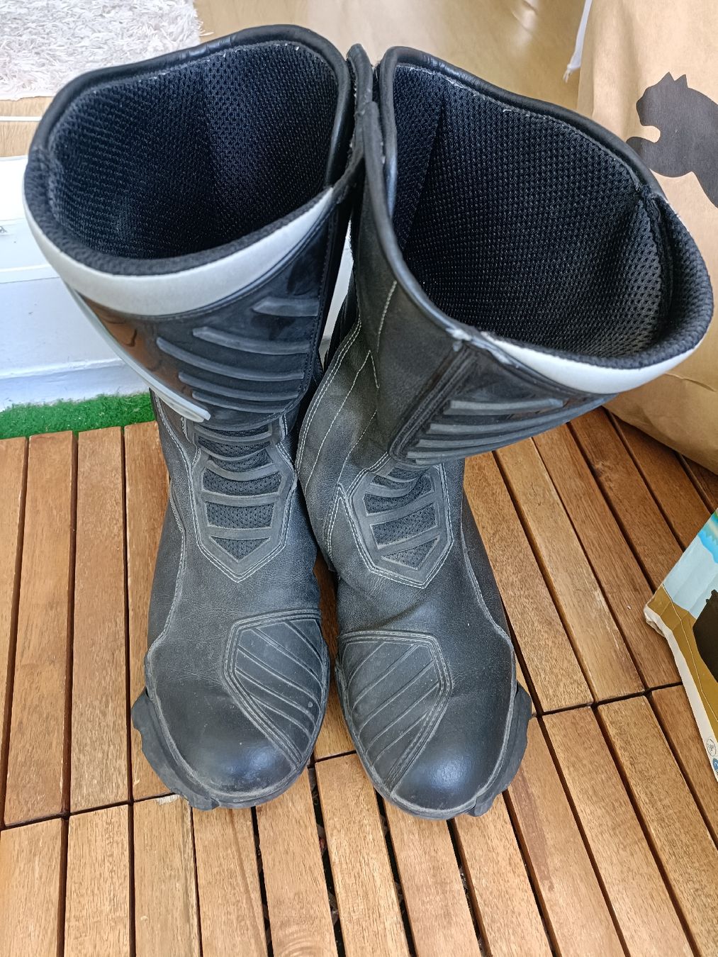 Scarpe da uomo: Motorrad schuhe – Usato da Othmarsingen venduto da Sumeja