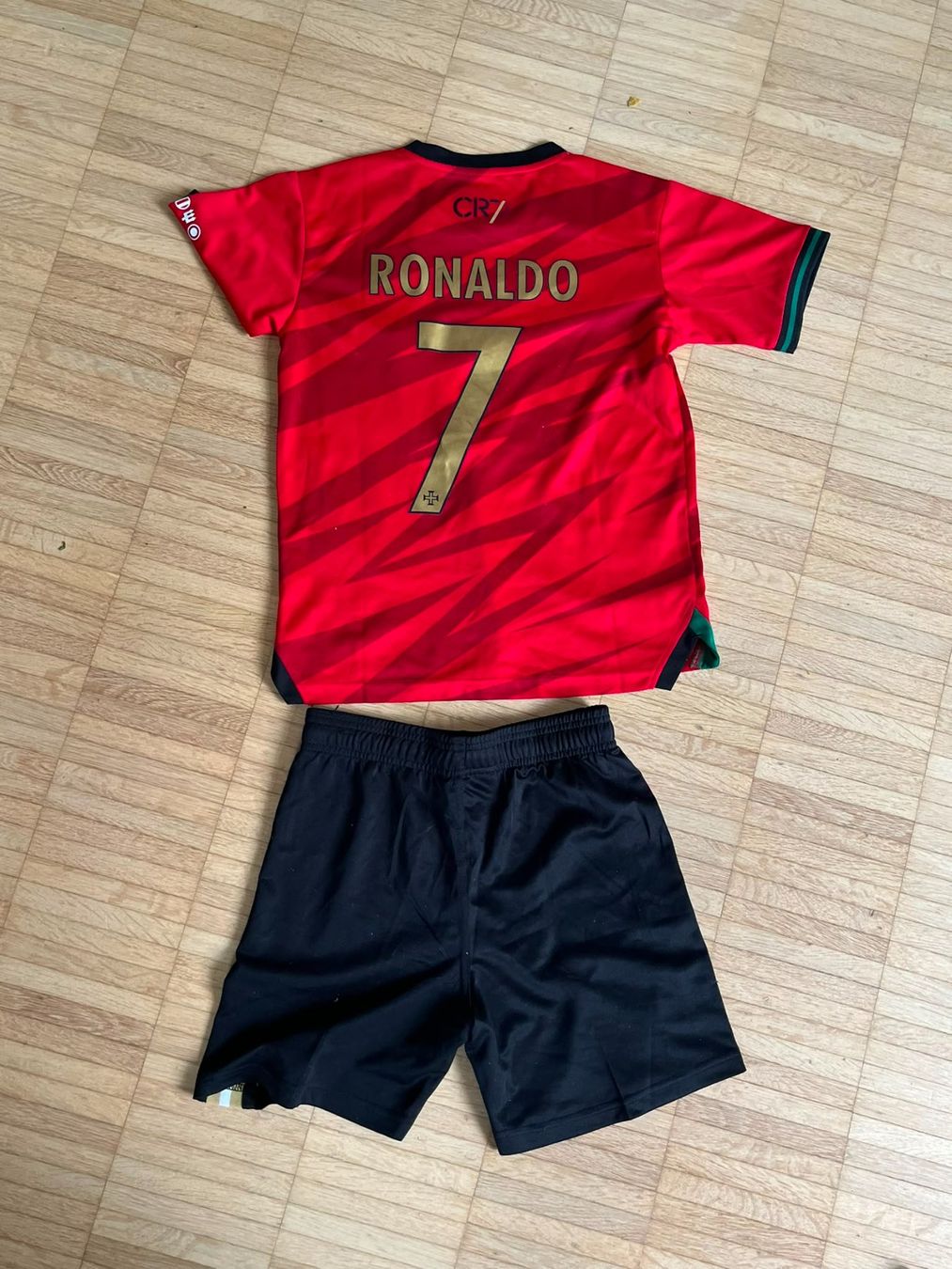 Canottiere & Pantaloni: Ronaldo Trikot + Hose - Size S JR – Usato da Zürich venduto da don_domingo 1