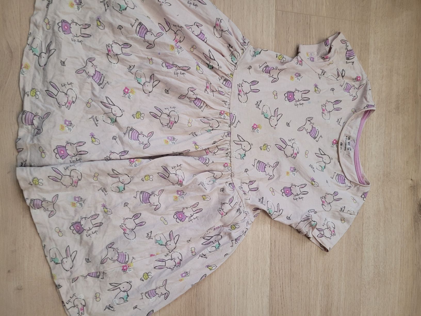 Vestiti & Gonne: Kleid Hasen Gr. 122/128 – Usato da Lupsingen venduto da sta_wgg5 1