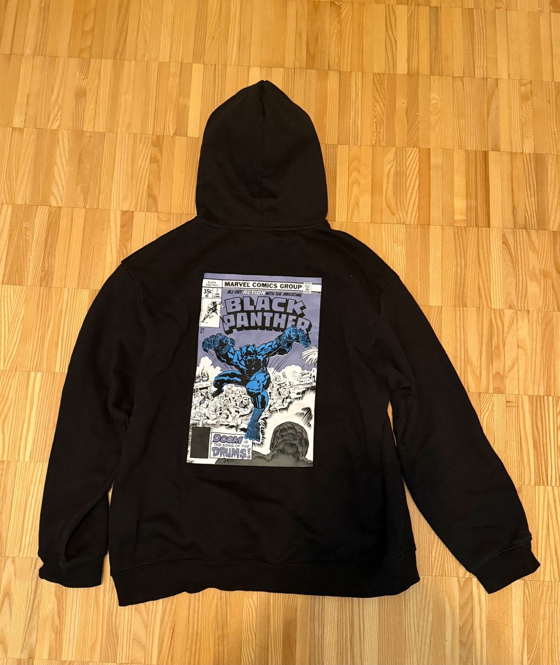H&M Pullover & Sweatshirts: Black Panther Hoodie – Gebraucht aus Regensdorf von sel_y7fd 1