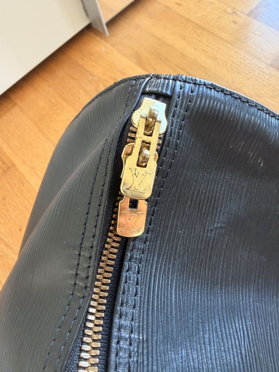 Louis Vuitton Borse: Louis Vuitton Keepall 50 Epi Schwarz – Usato da Reinach BL venduto da Dimitri00 3