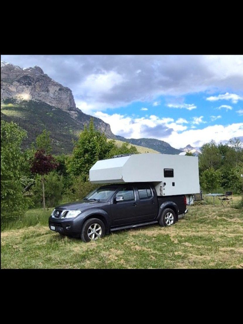 Nissan Veicoli da campeggio: Nissan Navara D40 DC Automatic + Cellule Camping – Usato da Rueyres-Treyfayes venduto da EmileP8992 1
