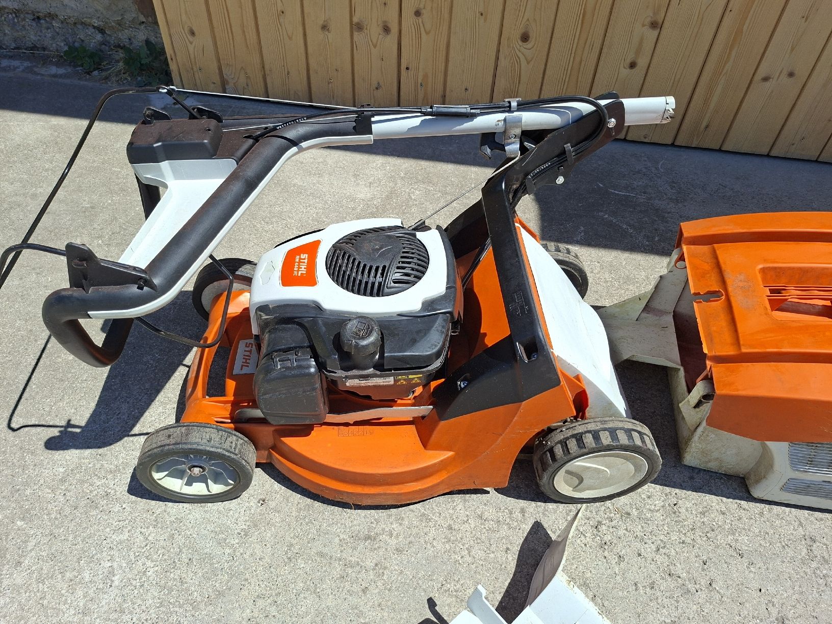 Stihl Rasenmäher: Benzin Rasenmäher STIHL RM 448 VC mit Vario-Antrieb – Gebraucht aus Niederuzwil von Dakitiki 6
