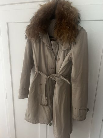 Woolrich winter trench coat with removable fur