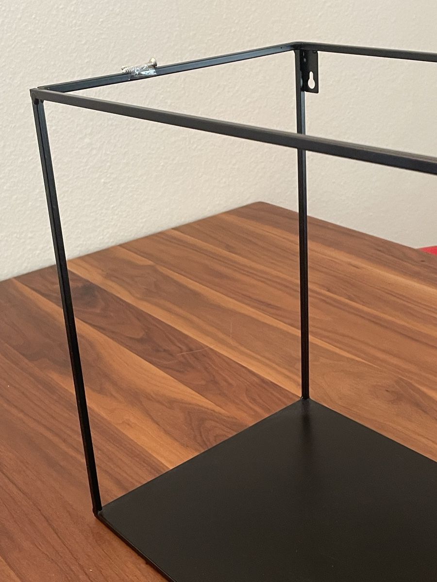 Scaffali: Wandregal Dänisches Design – Usato da Basel venduto da Gundeli-25 1