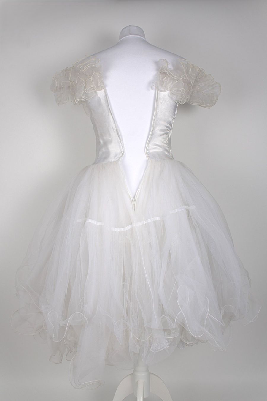 Vestiti: 80er Jahre Hochzeitskleid – Usato da Zollikofen venduto da Restwert_Zollikofen 1
