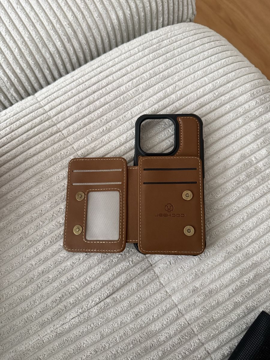 Apple Cover & Protezioni schermo: Iphone 16pro Handyhülle mit Kartenset – Nuovo (secondo la descrizione) da Oftringen venduto da saitama95 1