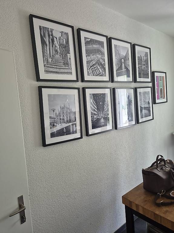 Cadres de tableaux: 9x Bilderrahmen 52x42 – D'occasion à Basel par jul_hr8h