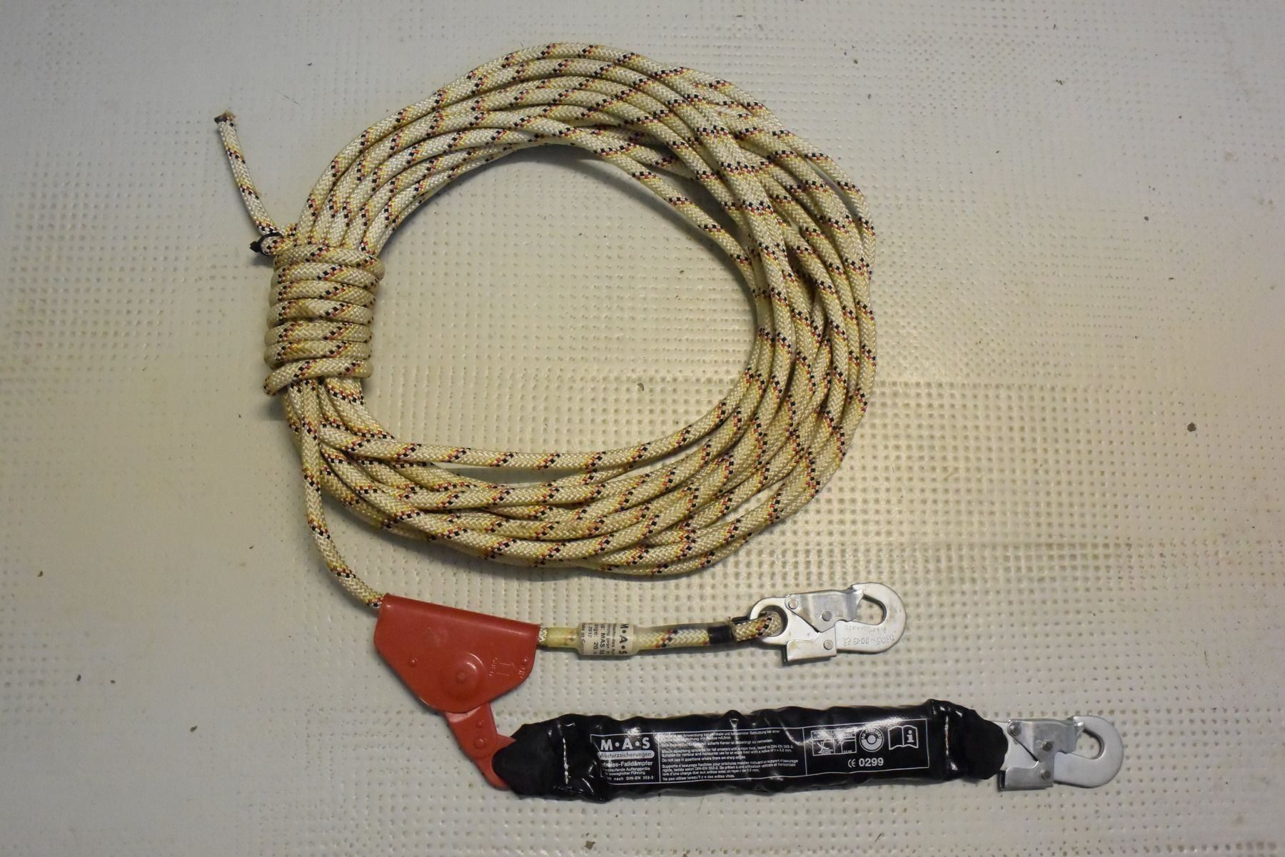 Seile: Auffanggerät MAS SK12 20m GEBRAUCHT – Gebraucht aus Münchenstein von hebetechnik-shop