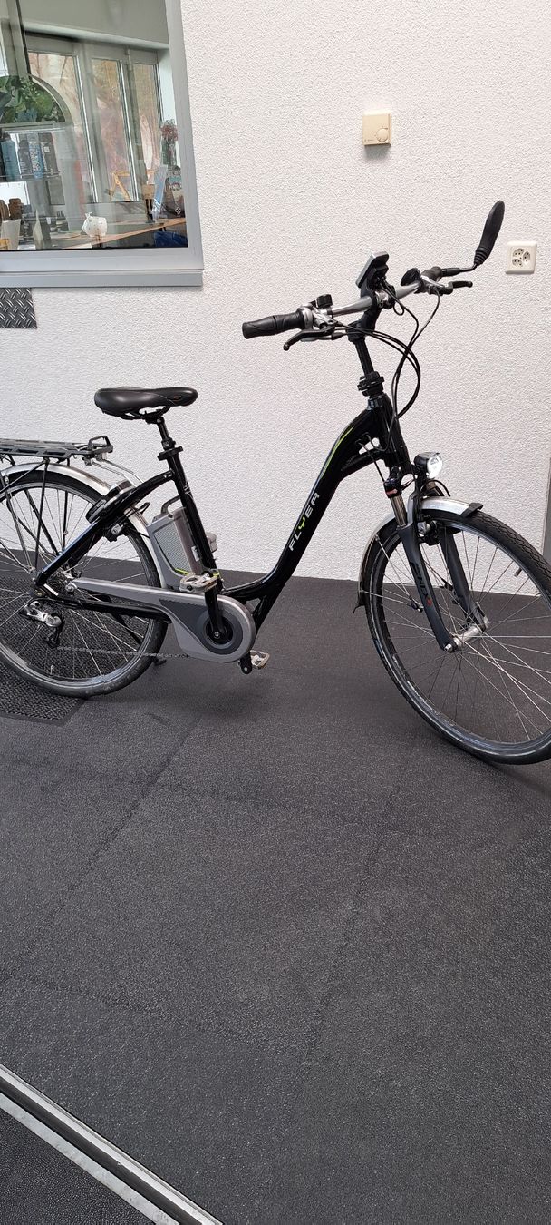 Flyer Biciclette: Flyer E-Bike    45 km    Occasion – Usato da Herisau venduto da Tioga