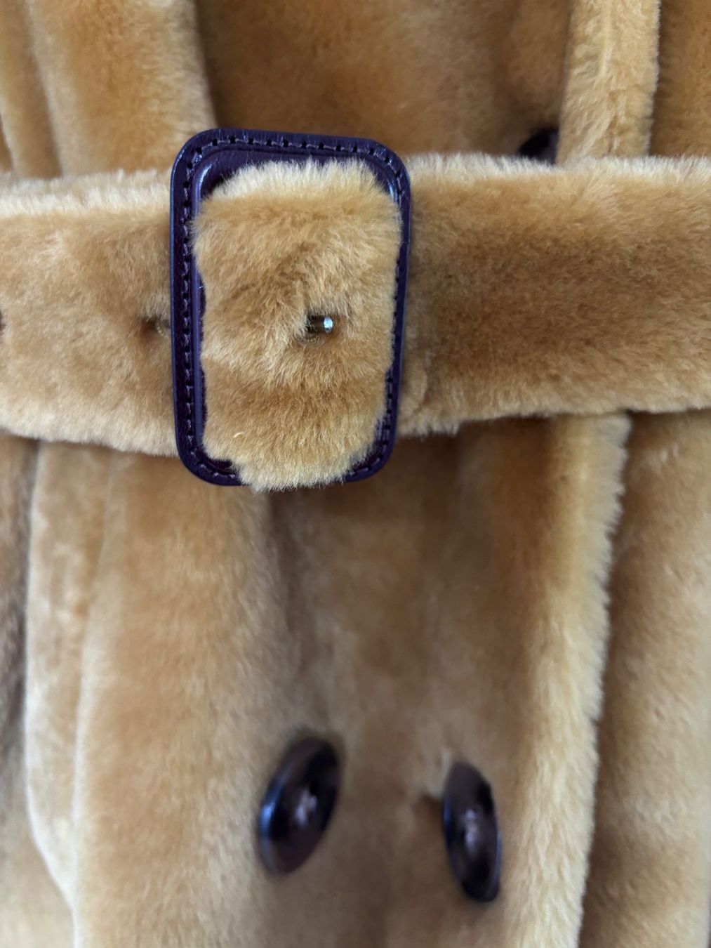 Burberry Cappotti: BURBERRY PRORSUM  Lammfellmantel IT38, 34 – Nuovo (secondo la descrizione) da Herrliberg venduto da mayfi 7