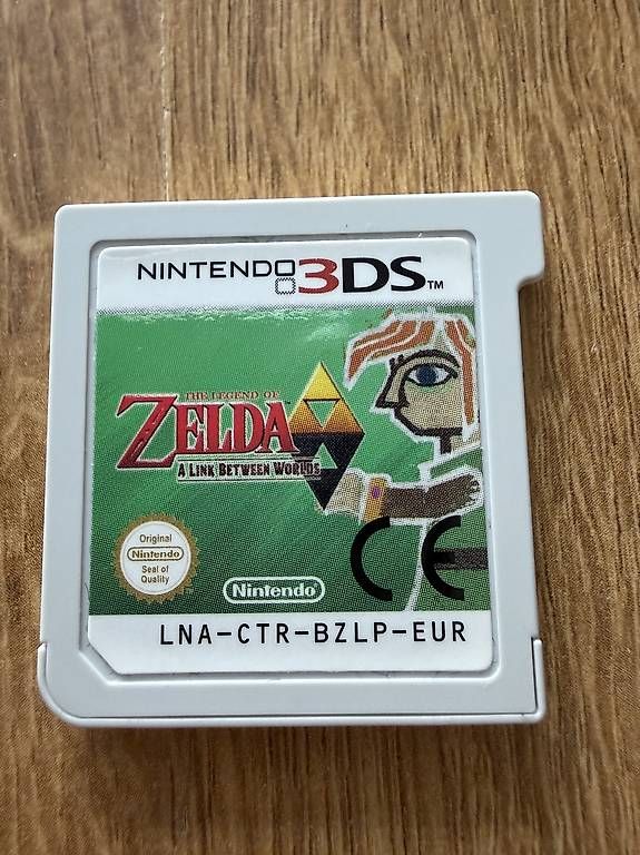 Nintendo Giochi: Nintendo 3DS - Zelda a Link between Worlds – Usato da Glattpark(Opfikon) venduto da Beubeu44