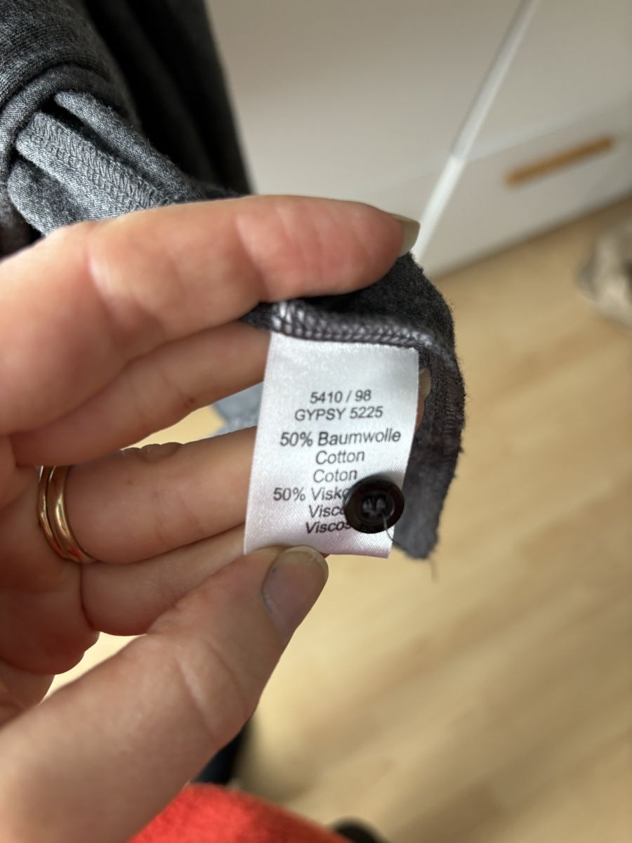 Cinque Vestiti: Kleid Cinque – Usato da Schwerzenbach venduto da eli_p52g 2