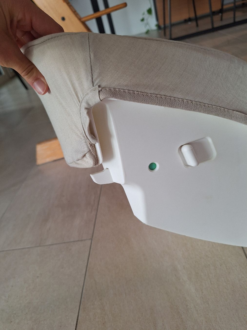 Stokke Hochstühle: Stokke TripTrap Babyschale  – Gebraucht aus Bad Zurzach von han_5znm 1