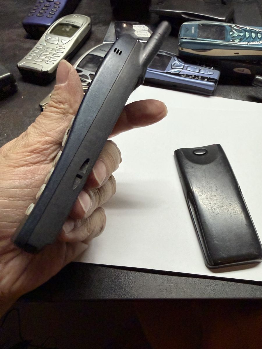 Nokia Telefoni cellulari / Smartphones: Nokia 5110 mit Ersatzakku – Usato da Wettingen venduto da NickInc 5