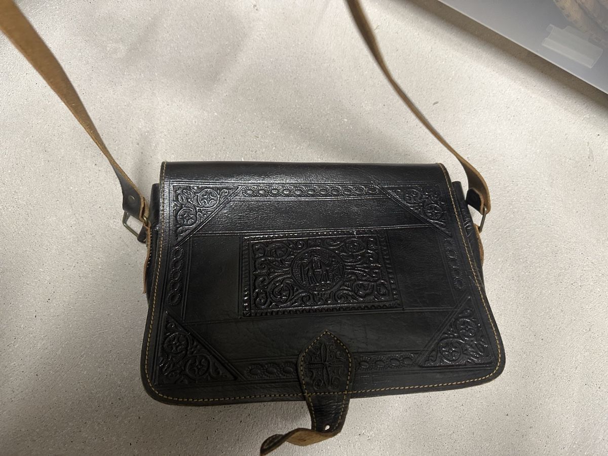 Borse da donna: Leder Tasche schwarz – Usato da Zürich venduto da kri_6t8y