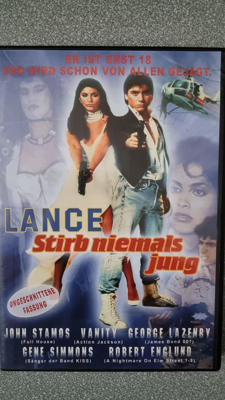 Tutti i DVDs: DVD - Lance stierbt niemals jung – Usato da Oetwil am See venduto da fineli2