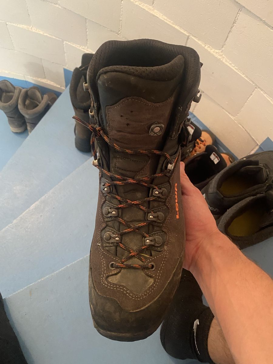Lowa Chaussures hommes: Wanderschuhe Lowa 44.5 – D'occasion à Zell ZH par MegaCatch 3