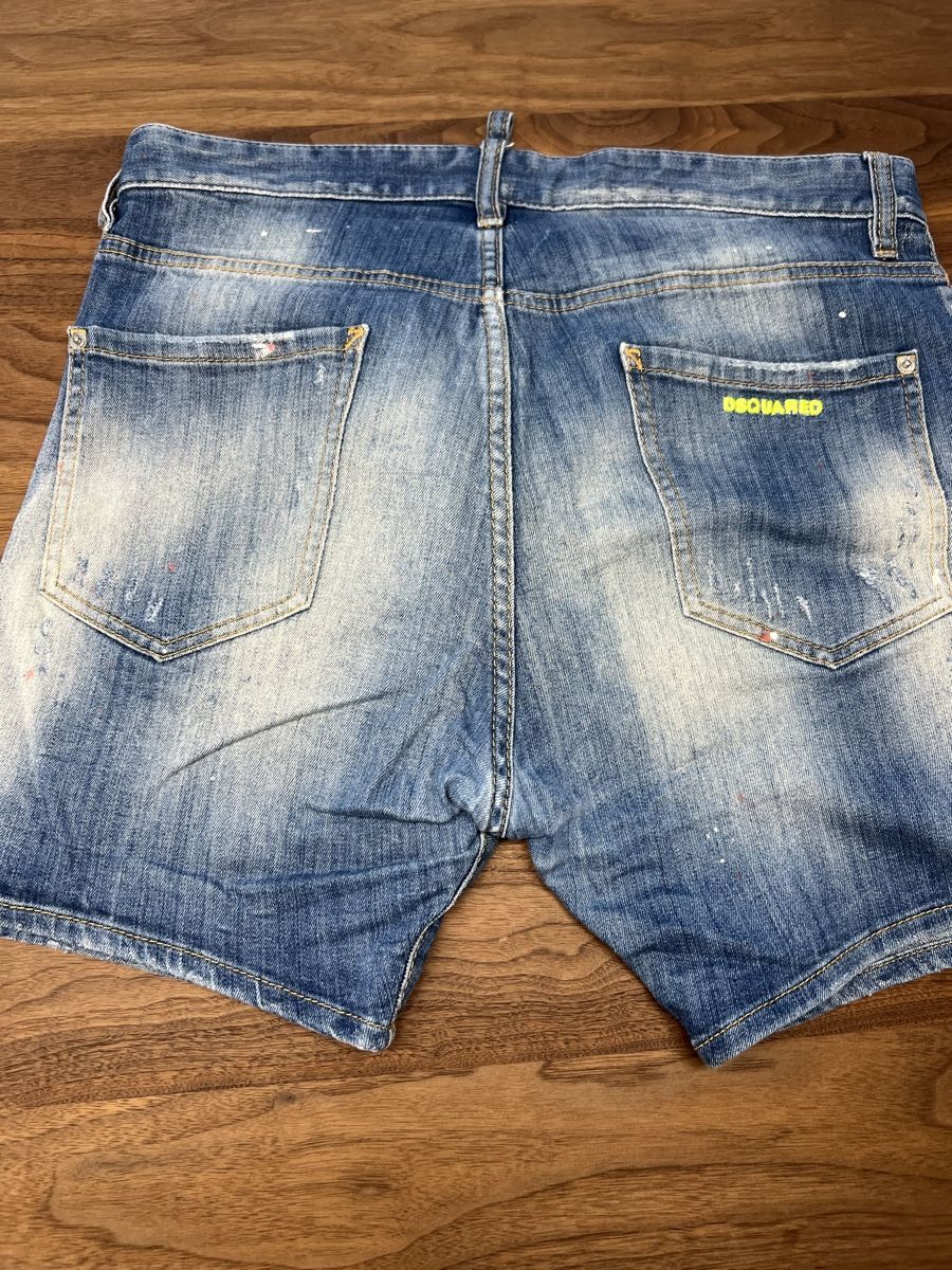 Dsquared2 Jeans: Dsquared Shorts - Grösse 48 – Gebraucht aus Zürich von adi_9b9f 1