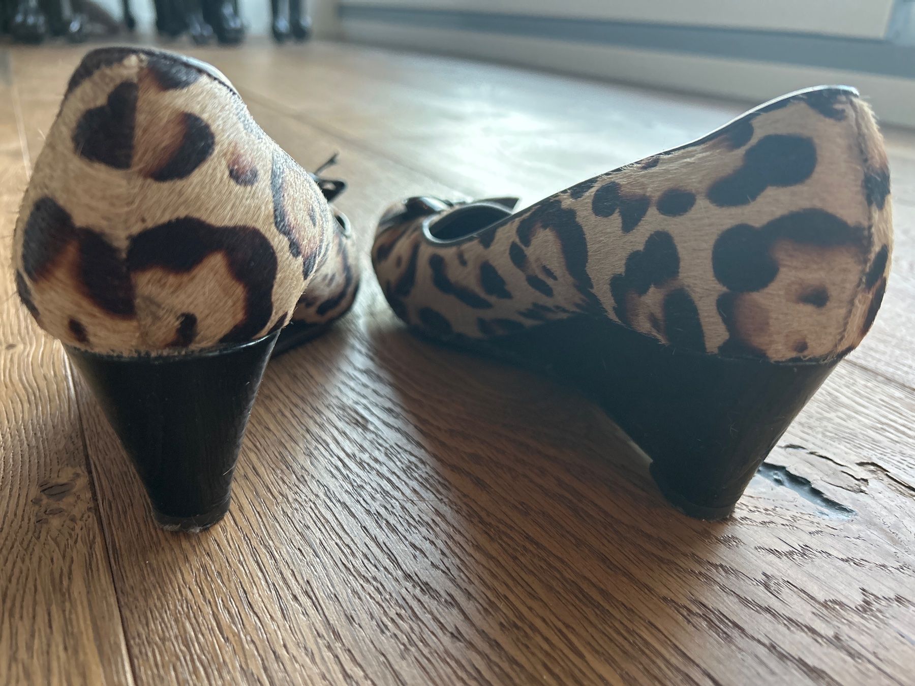 Scarpe da donna: Damenschuhe – Usato da Uetikon am See venduto da Corsano 2