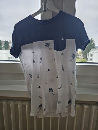 Sommerliches T-Shirt mit Palmenmuster, Grösse XS, Top!