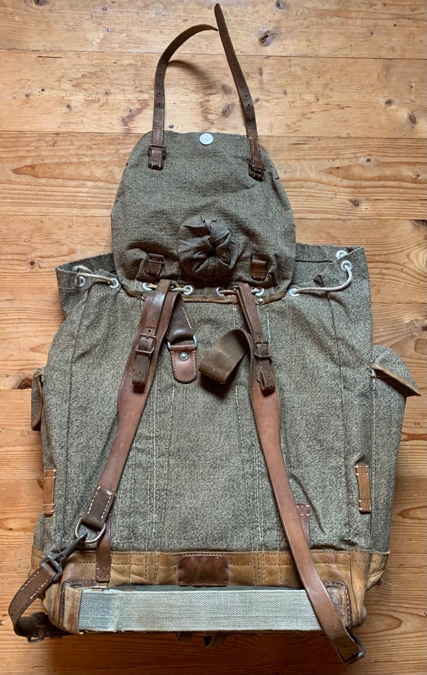 Armée suisse Sacs à dos: Gebirgsrucksack der CH Armee – D'occasion à Goldingen par Bergler012 1
