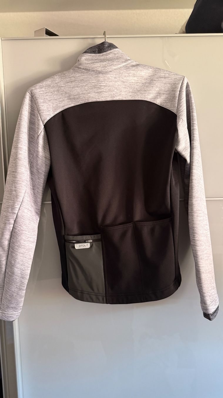 Giacche: Fahrradjacke Dotout – Usato da Hüntwangen venduto da captainamerica1 2