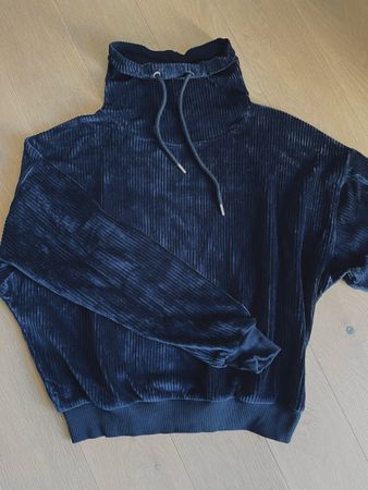 Warmer Cord-Pulli, dunkelblau, Gr. M - Kuschelig für den Win