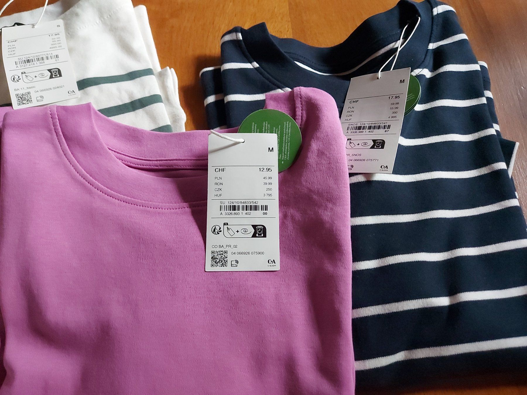 T-Shirts: NEU 4teile 3t-shirt gr M baumwolle,1pulli softacryl – Neu und originalverpackt aus Winterthur von chimischimi 5